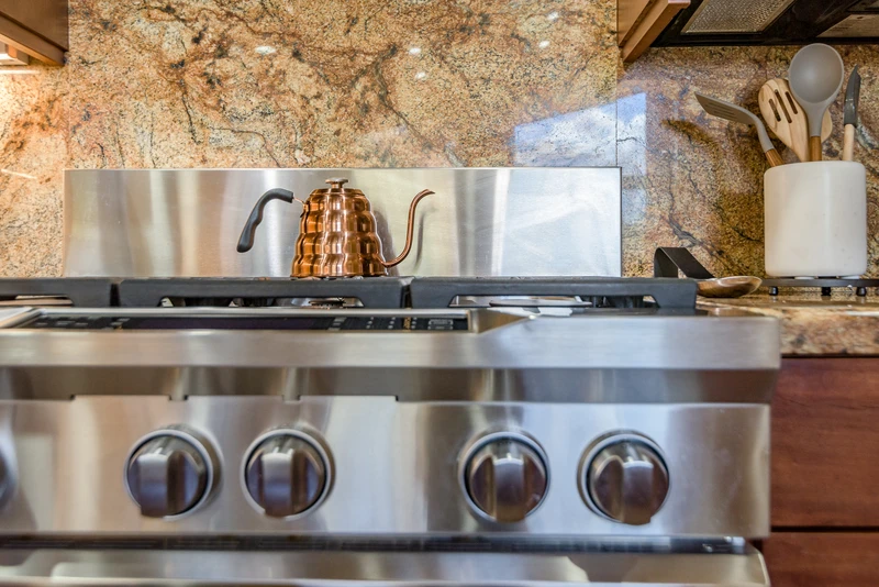 165829966