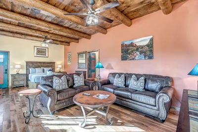 Sedona Meadowlark Studio