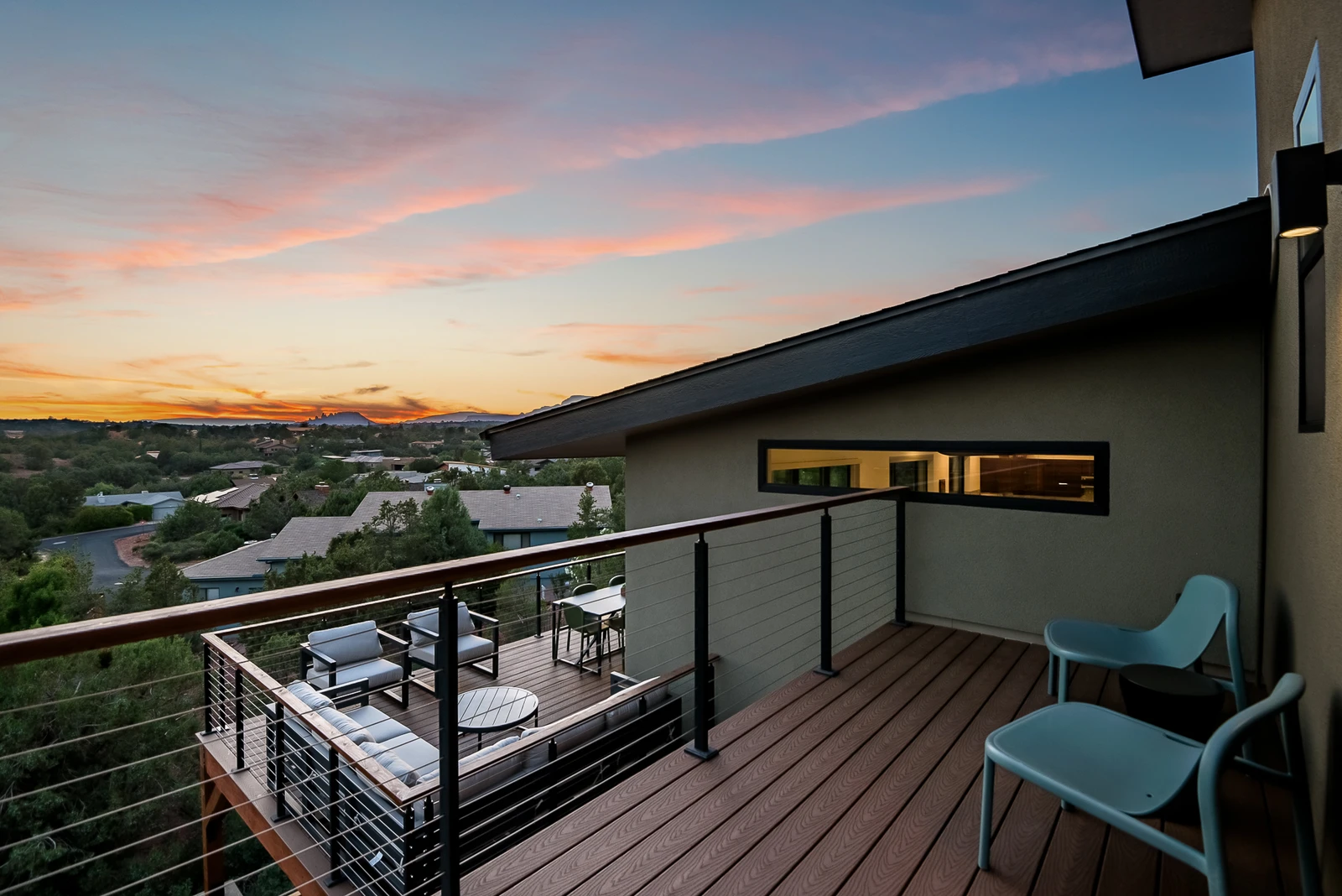 166644008