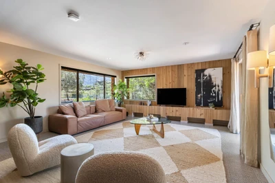 Sedona Demir Suite 204