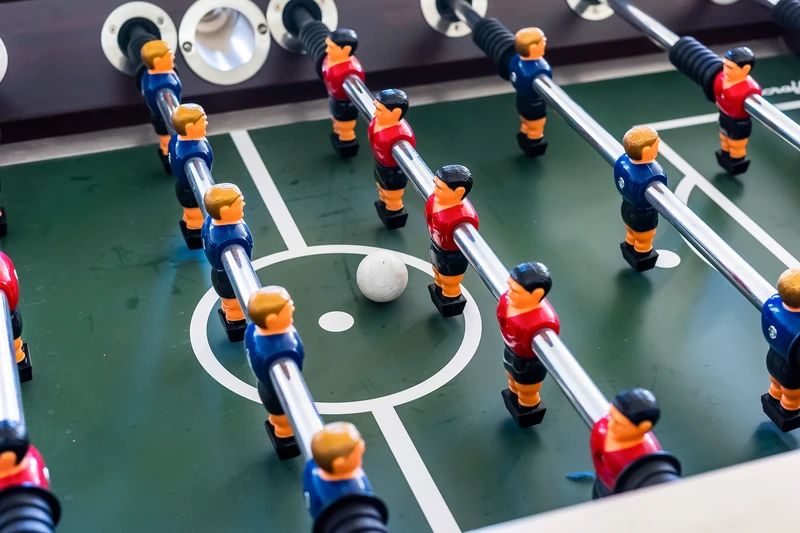 167879047
