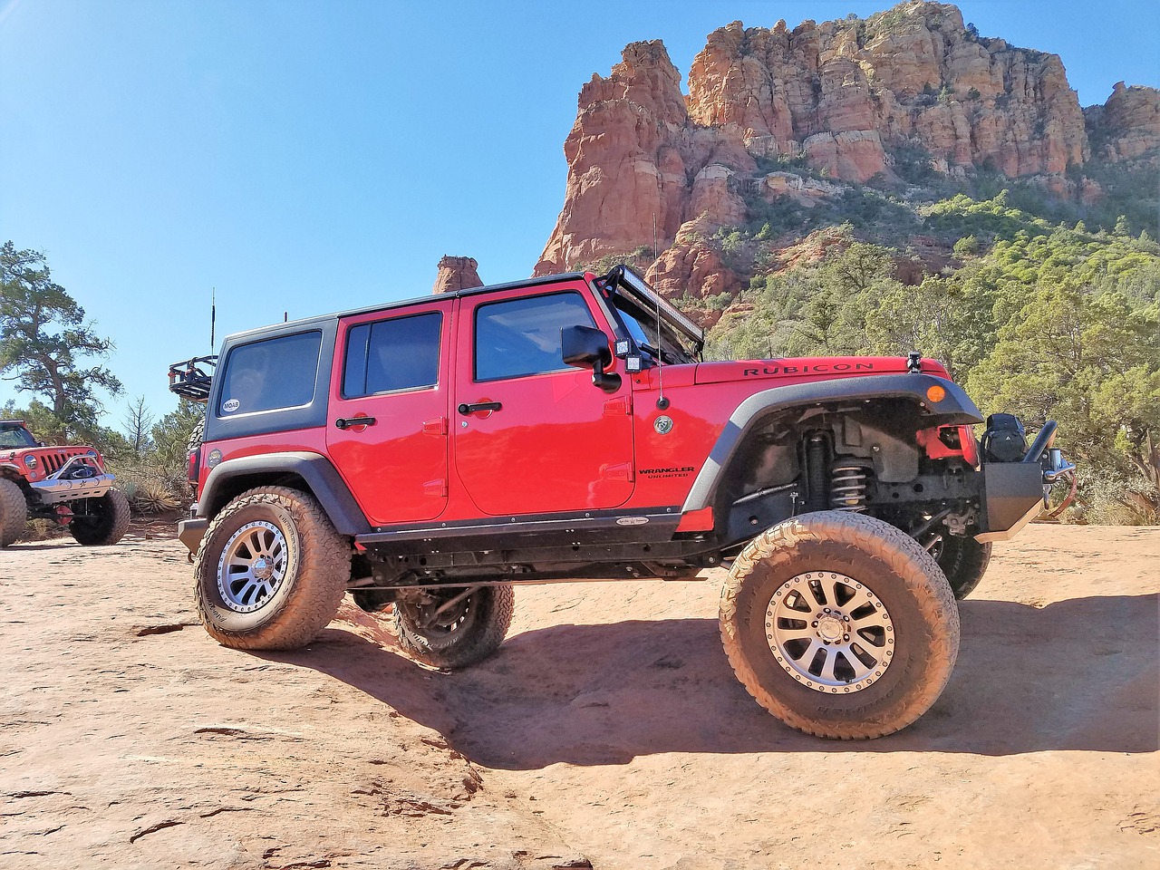 A red jeep in the Sedona mountains